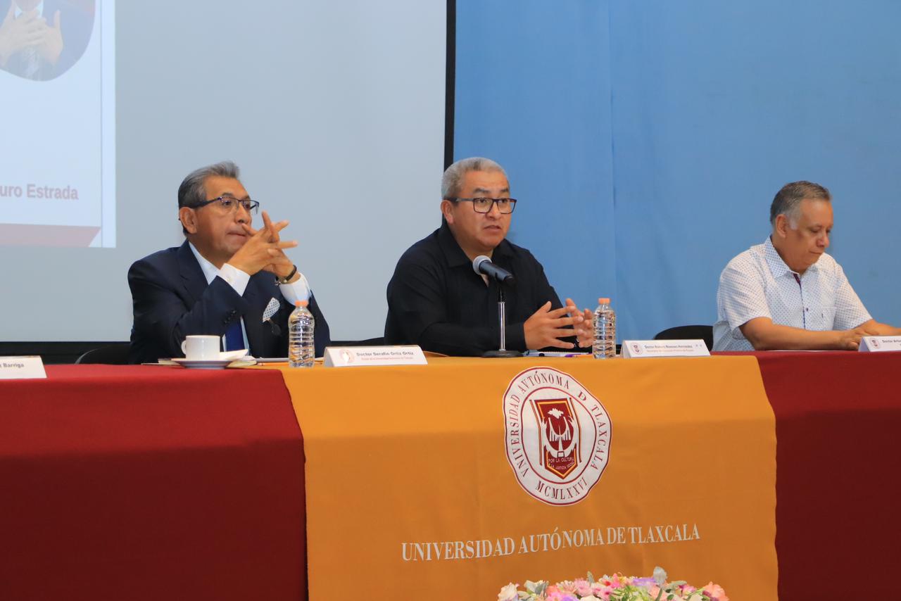 Inicia taller de mejora continua en la UATx